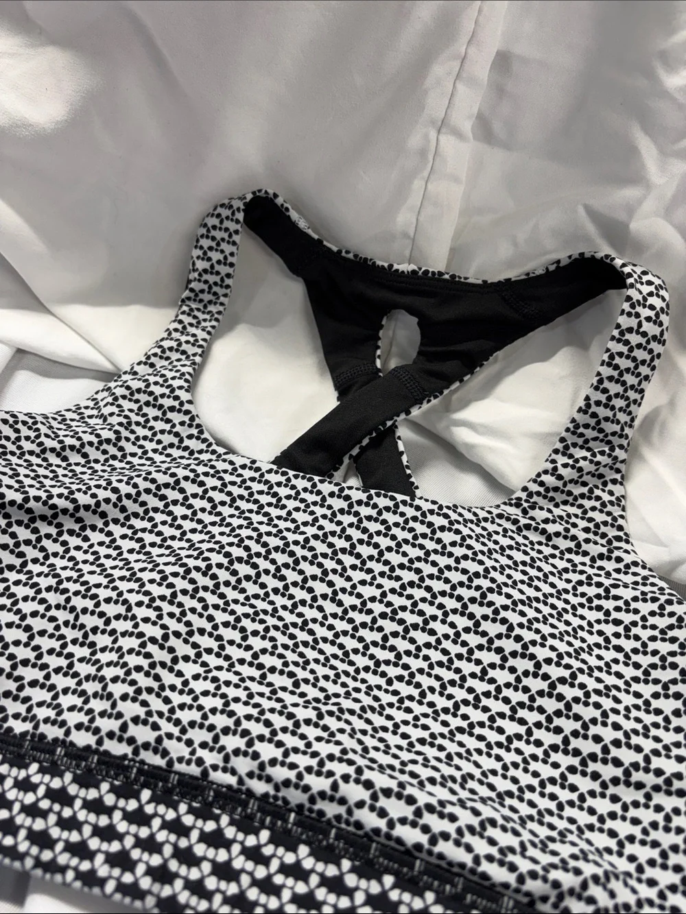 Lululemon Time To Sweat Bra Monochromic White /  Black Black  Sports Bra 6